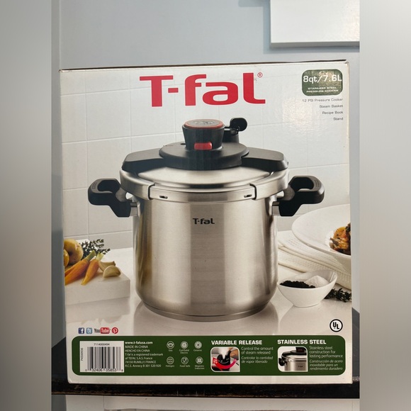 T-fal Clipso Stainless Steel Pressure Cooker 8 Quart - Picture 8 of 9